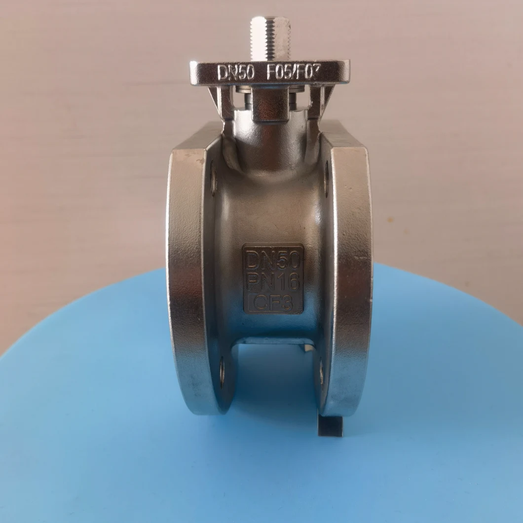 Stainless Steel Pn16 Flanged Ball Valve Made in China